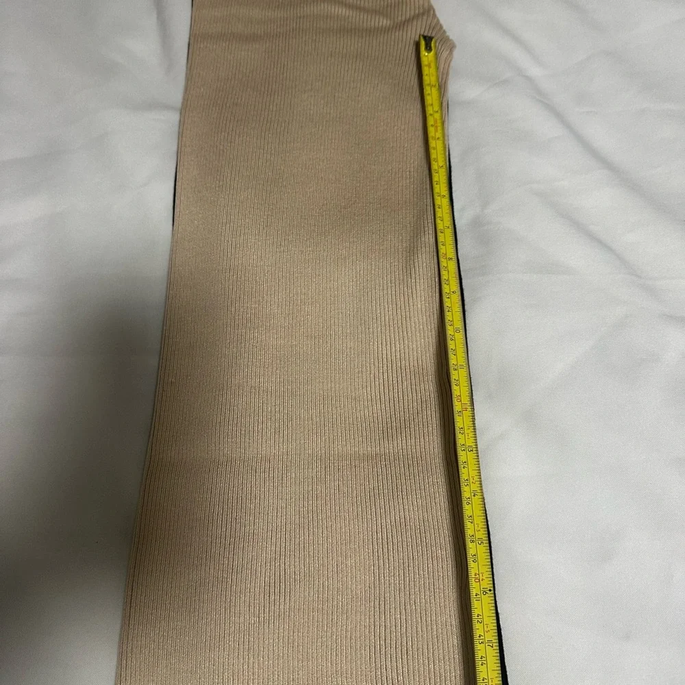 BCBG Black and Cream Colorblock pants and top sleevesless size small NWT. - Picture 15 of 16